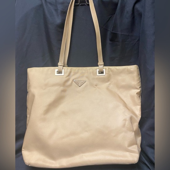 PRADA Nylon Tote Bag - Authentic - Picture 1 of 7